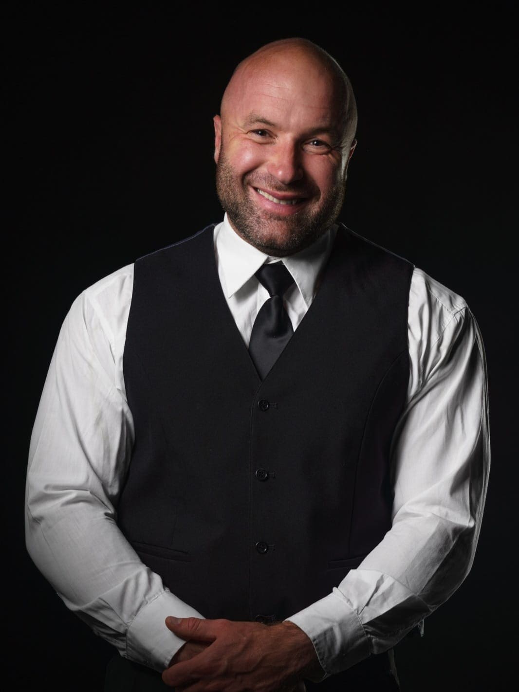 Alexander Rinas, designer behind EiD - THEME DESiGN